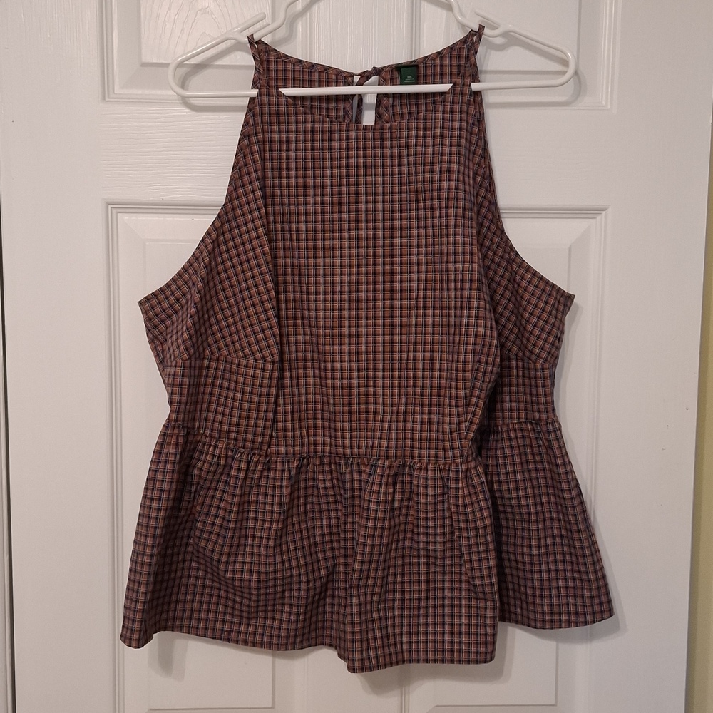 Wild Fable sz XL, Plaid halter top in black & brown. Tie back